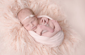 Newborn Elizabeth Williamsport PA Photographer Pink wrap headband