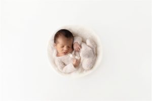 newborn photography williamsport pa boy white neutral
